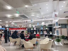 大堂-奈雪的茶(新天地广场PRO店)