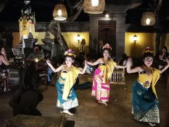-DiAtas by Art Cafe Bumbu Bali