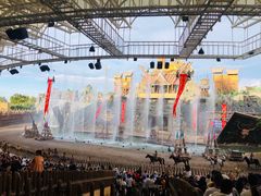 -七彩云南欢乐世界