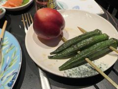 -雍容荟帝王蟹活龙虾展台自助(IFS黑金店)