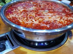 -黄利砖万峰林布依特色酸笋牛肉馆