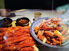 -肥肥虾庄·金牌油焖大虾(沙湖店)