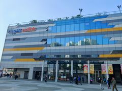 -东荟城名店仓