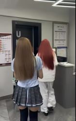 -iu潮牌·SALON