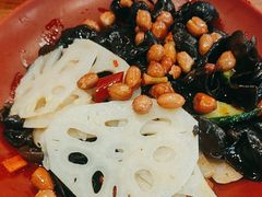 -卫小旦老味大盘鸡总店