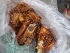 -王万妈卤猪脚(青岩交通路)