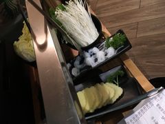 -三人行骨头王火锅(长寿店)