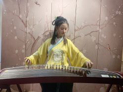 -汉仪华裳汉服馆(打浦桥店)