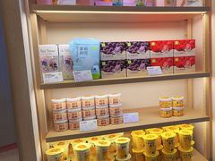 -奈雪的茶(湖滨银泰in77C区PRO店)