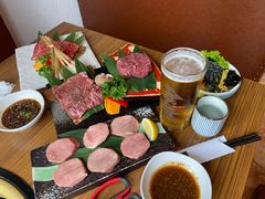 -炼火烤肉店