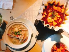 -穹六人间 people 6(岳阳路店)