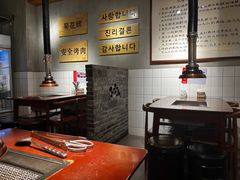 -肉甲韩国木炭烤肉(新壹街1店)