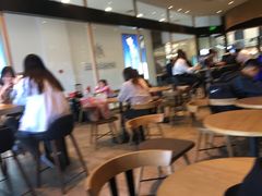 用餐区-星巴克(北京王府井店)