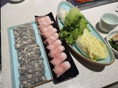 -十三幺山野火锅(市府路店)