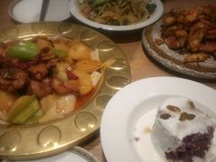 -大巴扎的姑娘(荣盛时代广场店)