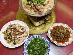 -邱二餐馆