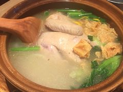 -刀小蛮半只鸡过桥米线(家乐福四元桥店)