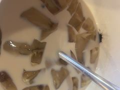 奶茶冰粉-冶建镜子·老南昌大排档·江西虾王(总店)