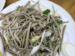 -溢心园香河肉饼总店