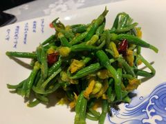 炝拌黄瓜仔-雲蜀龙阁·金牌水煮鱼(方庄店)