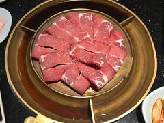 -猪啊牛呀羊啊铜盘烤肉(正大广场店)