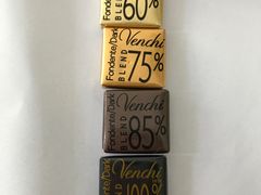 -VENCHI 闻绮(北京国贸商城店)