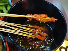 -虾弄弄海派小龙虾·牛羊蝎子火锅
