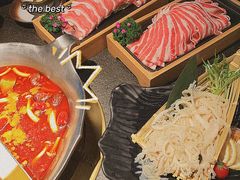 -湊湊火锅·茶憩(杭州湖滨银泰in77店)