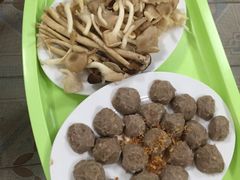 -16年老字号鑫鑫猪肚鸡·椰子鸡海南火锅(兴隆华侨农场店)