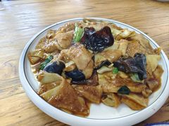 -溢心园香河肉饼总店