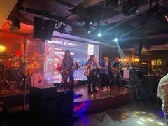-宝莱纳啤酒花园餐厅PAULANER BRAUHAUS Nanjing(广州路店)