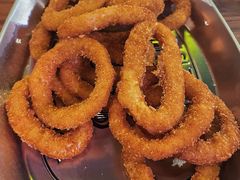 洋葱圈-Tubestation站点比萨(高新万达ONE店)