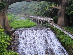 -梅岭月亮湾山体公园