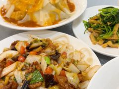 -汗腾格里·风味餐厅(新疆驻京办店)
