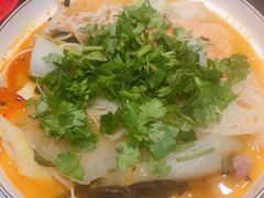 -小蛮椒麻辣烫·麻辣拌(青浦宝龙店)
