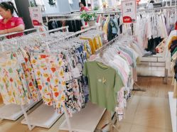 -孩子王(奥克斯广场店)