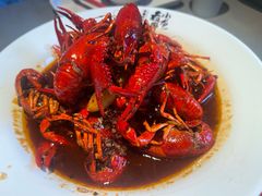 巢派油焖大虾-龙巢盱眙龙虾·牛蛙·烧烤宵夜(八卦岭店)