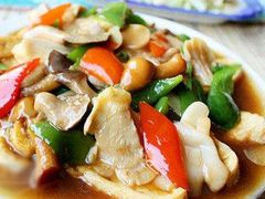 烩杂菌-昆师傅饭庄