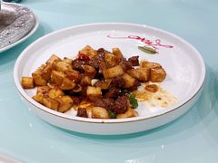 杏鲍菇牛肉粒-合肥皇冠假日酒店·玉宫中餐厅