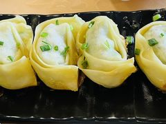香煎黄鱼馄饨-新镇江酒家(南京西路店)