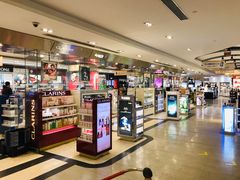 -日上免税店(三径路t3店)