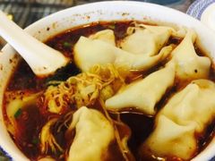 红汤辣馄炖-笑来喜馄饨小笼工坊店(湖滨街店)