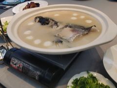 -香山湖渔家大院