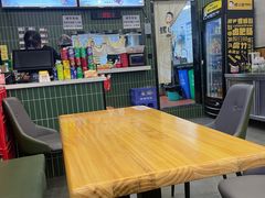 大堂-螺小胖柳州螺蛳粉(钟楼总店)