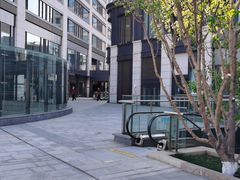 -瑞幸咖啡(石榴中心店)