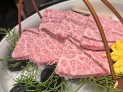 -山川小町·极番烧肉(新地假日广场店)