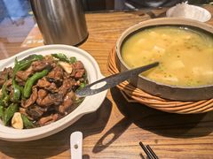 -泉畔人家·老济南经典鲁菜(大明湖店)