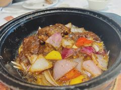 铁板香煎牛仔骨-麒茗餐厅·粤菜·宴会厅·海鲜(锦绣路店)