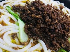 -丽虹云南过桥米线(兴工街店)