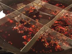 -岗上渣渣老火锅(两路口店)